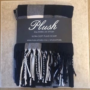Plush Ultra Soft Plaid Scarf